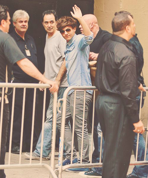 Lou!