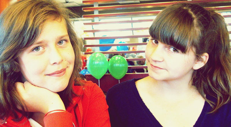 z Ew ;*