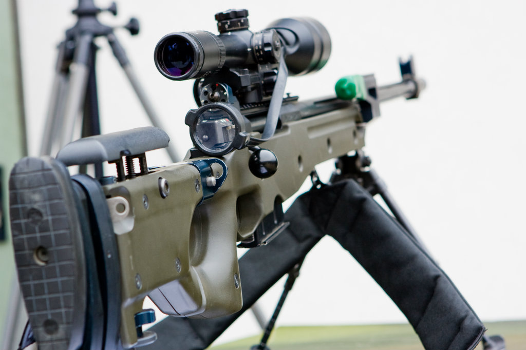 Sniper I- Let' em hit the floor