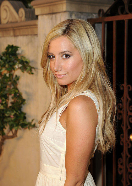 ashley  tiustale 