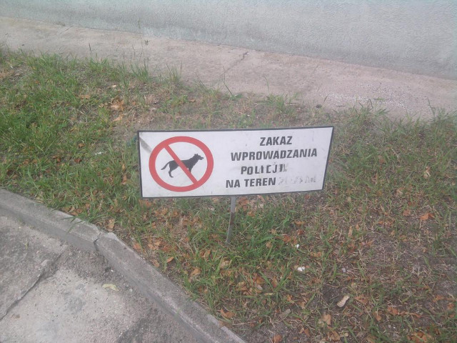 Zakaz wprowadzania... :)