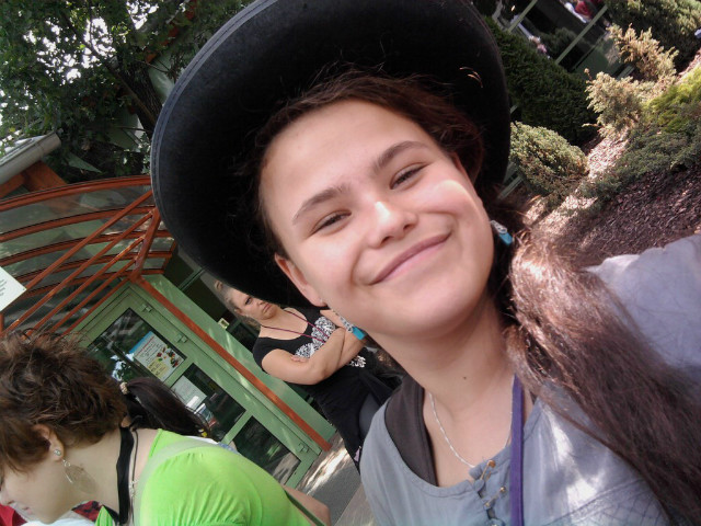 Ola ; d 