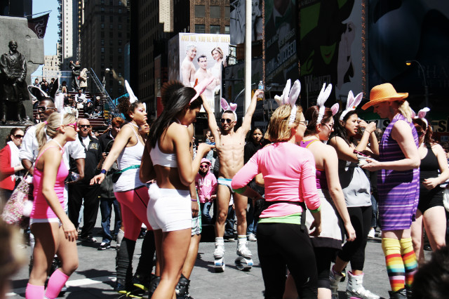 TIMES SQUARE