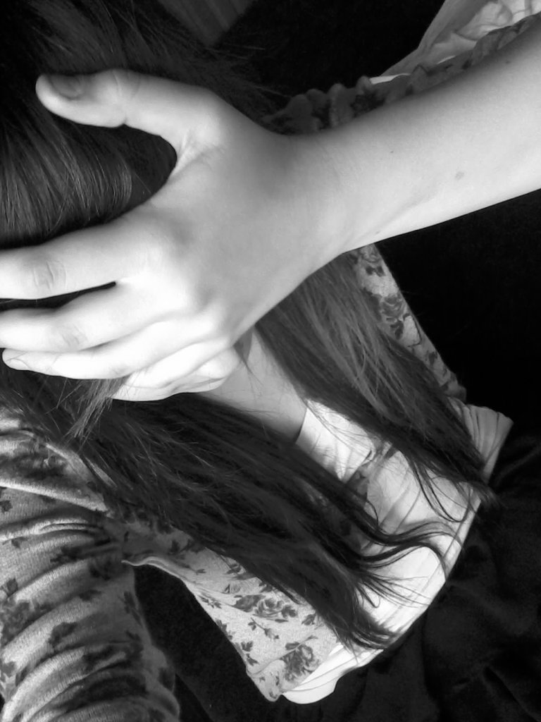 die, die my darling.