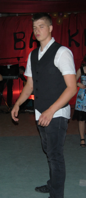 musi by ! 