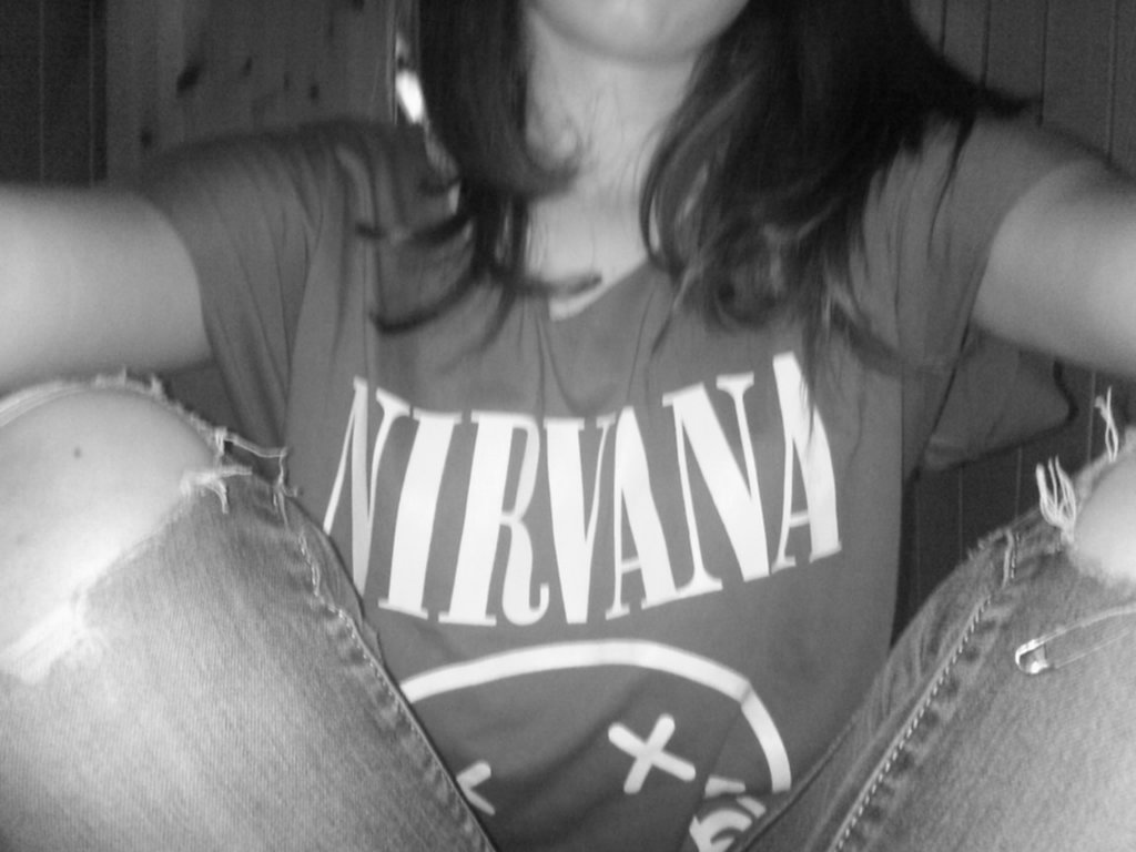 Nirvana + dziury w kolanach = 