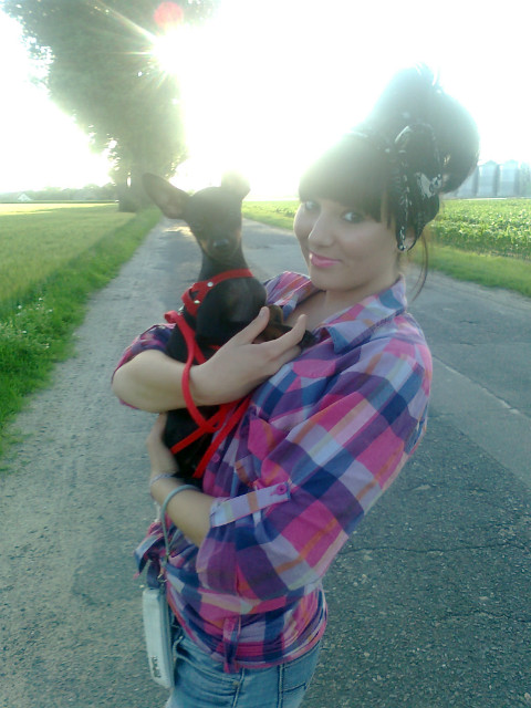 Kocham Cie skarbie ;***