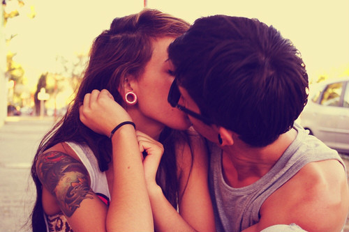 OPISY . < 3 