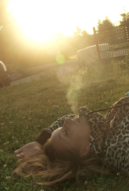 monia.