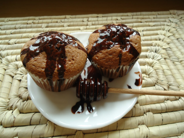 Kakaowe muffinki z rabarbarem. 