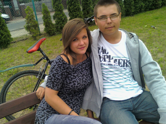 Dominika ;**