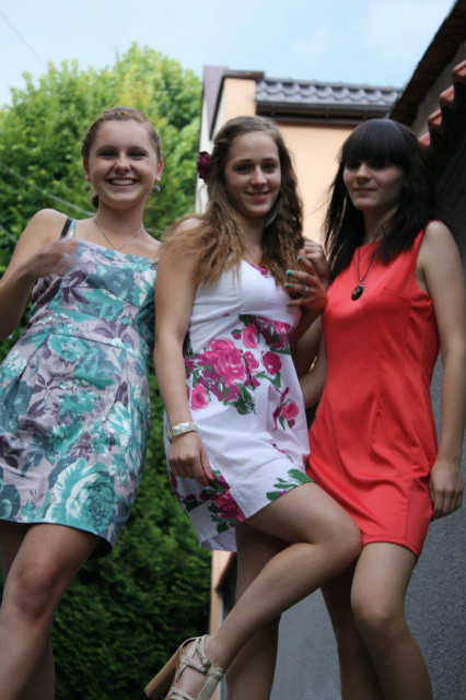 Komers ;3