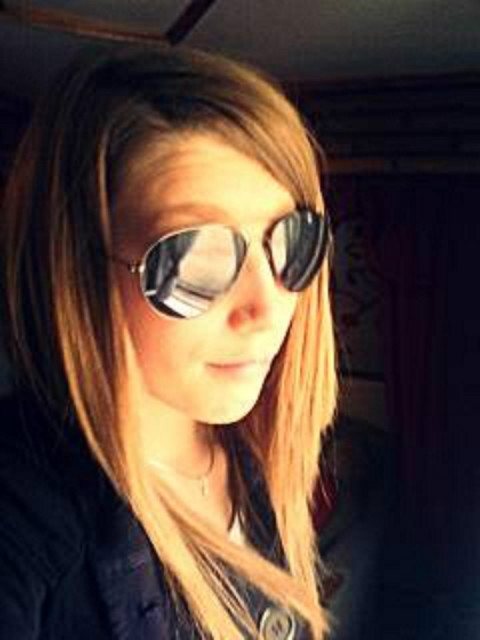staree ; **