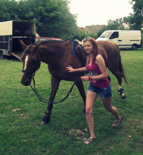 konios;*