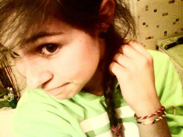 W mojej BLUZIE ;3