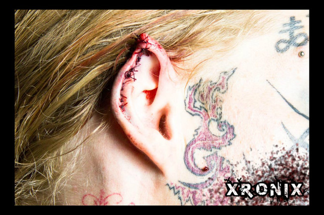 ear pointing
