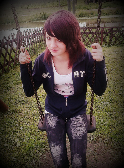 pitnacie ; >
