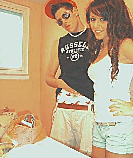 opisy ; *