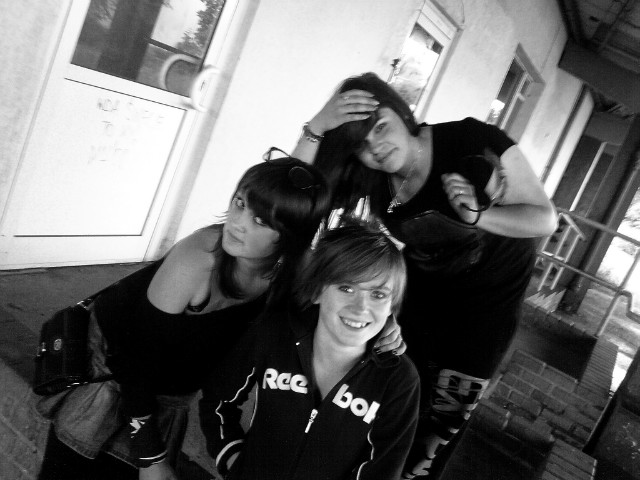 zajebiste.e;*