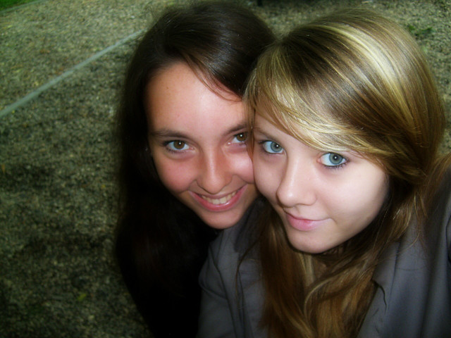 Z Andzi ; ***