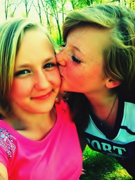 Z skarbem ; ** 