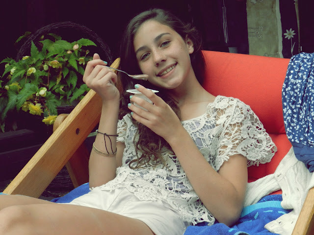 hahaha ; )