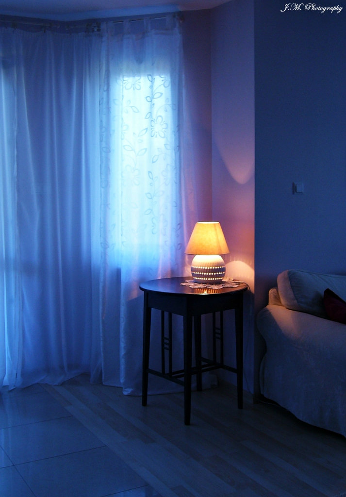 244.warm light.
