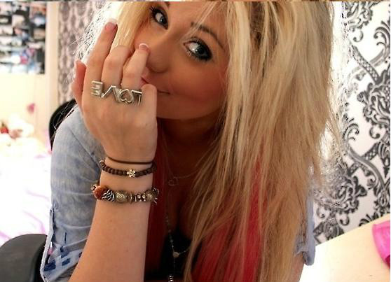 BLONDI