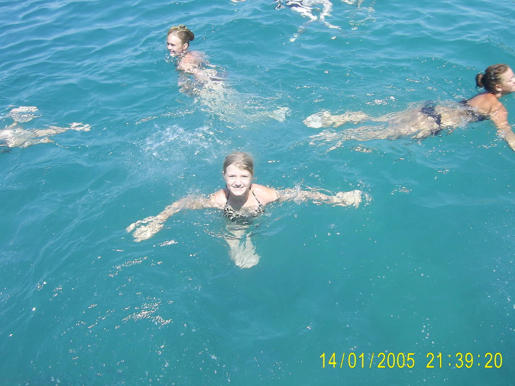 staaaare,,, xd