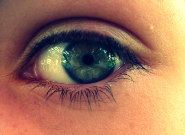 I don't wanna close my eyes 