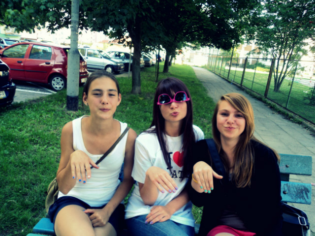 RODZINA : *