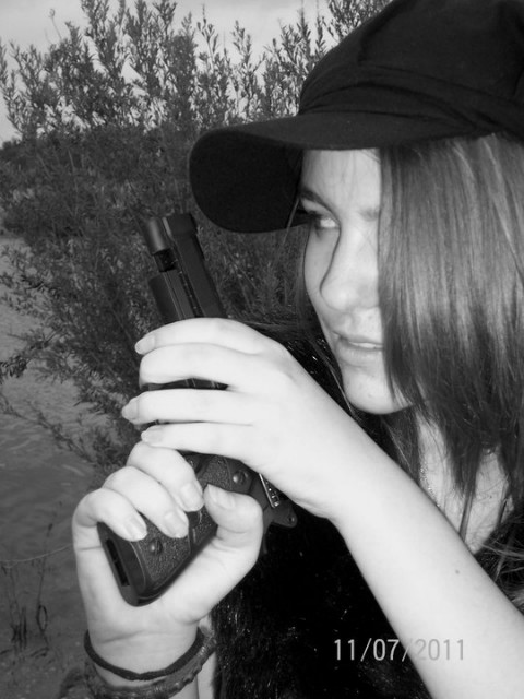 12. Gronie:)