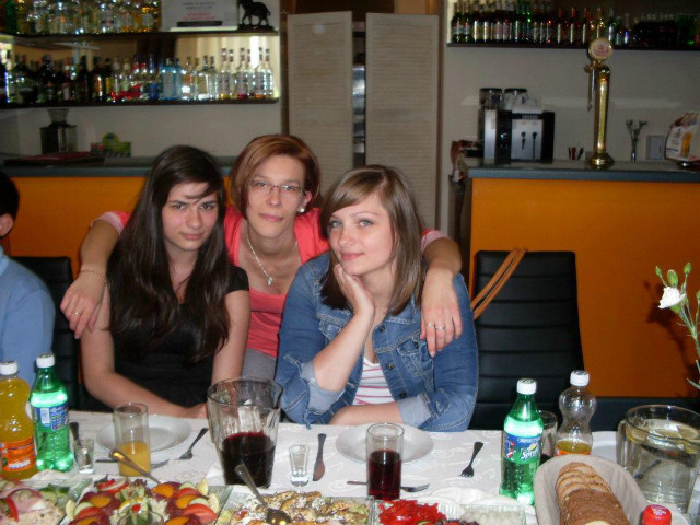 18 Mojej siostry :)