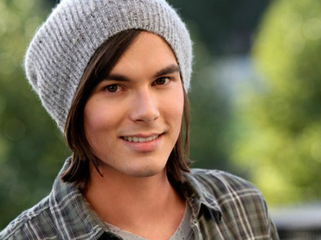 Tyler Blackburn 