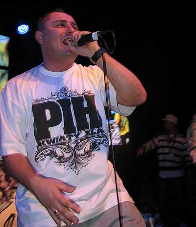 P I  H/Bonson