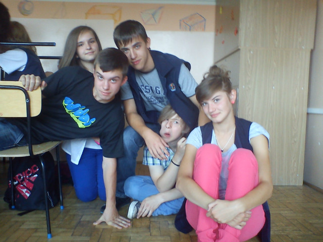 Klasowe;**