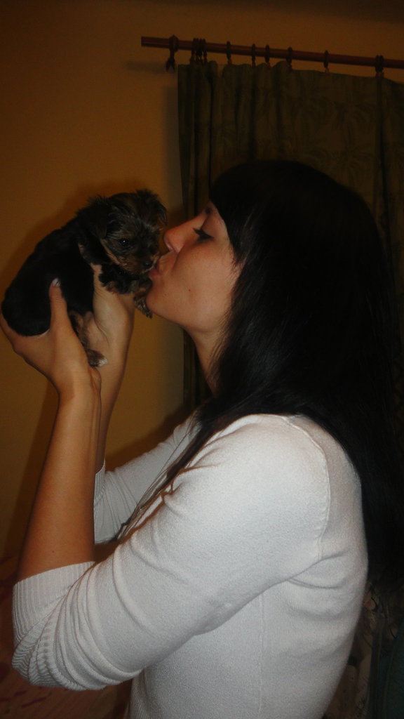 Daisy:*