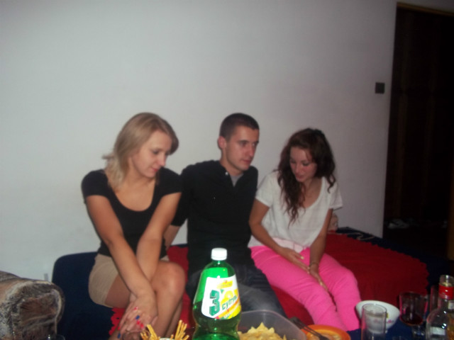 a gdzie to sie kot tak paczy?;D
