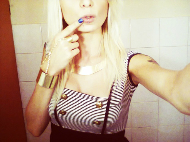 the all amazing crazy girl