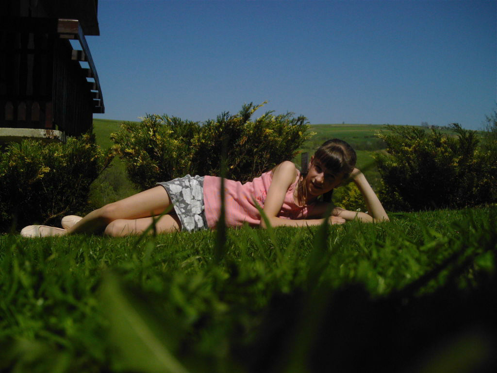 W zieleni traw ;D ;*