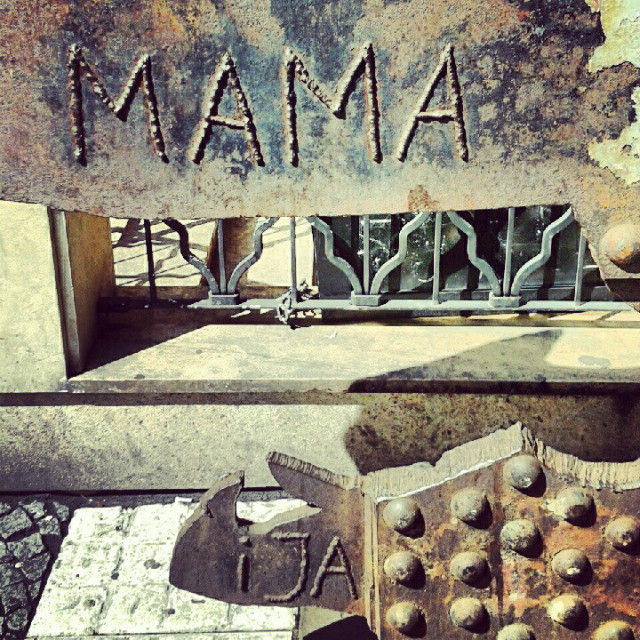 mama i ja - rzeba z metalu