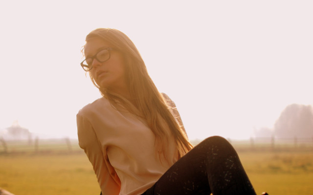 nadciga ... ; > 