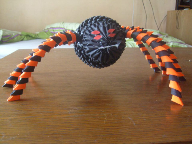 Pajk z origami :P 