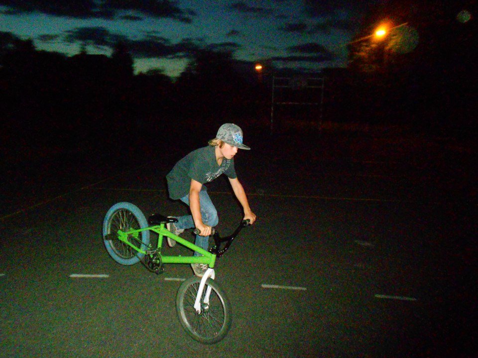 Bmx < 3