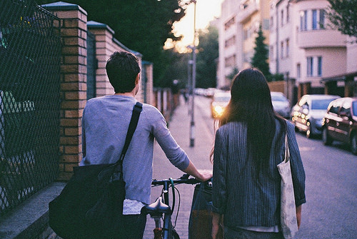 Flirt.