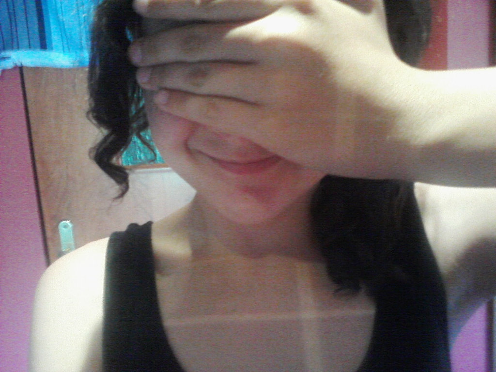 stare.