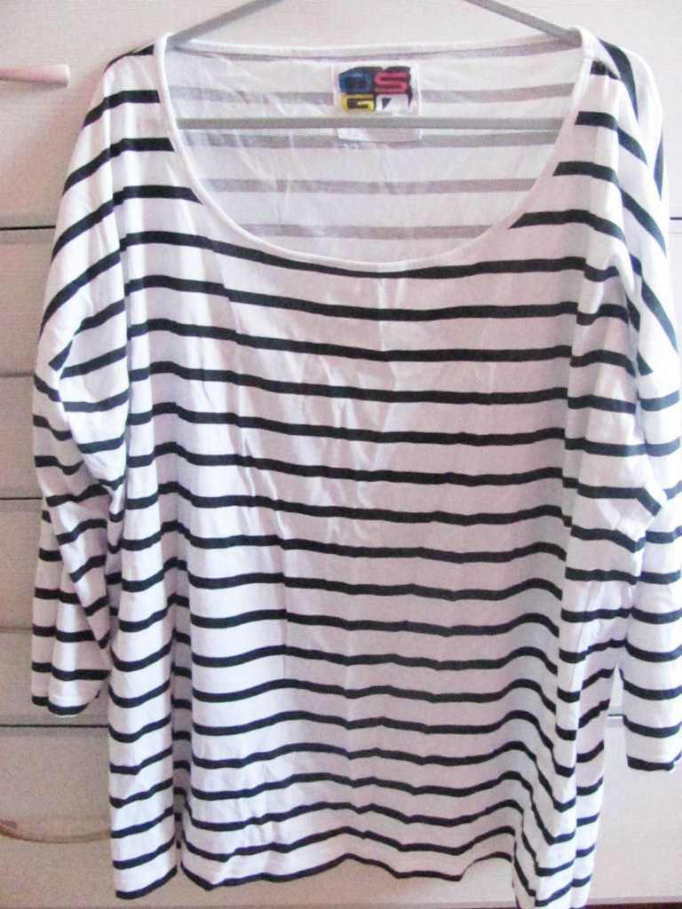 BLUZKA OVERSIZE