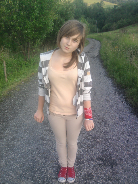 Wuam . ;*