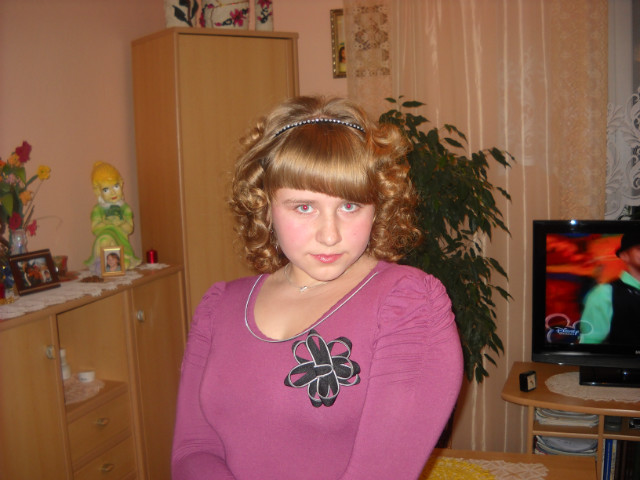 curly hair :)
