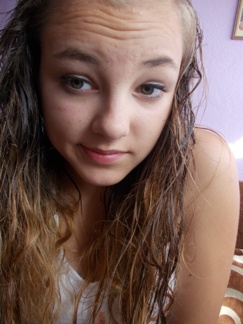 czeeeeee ; 3 . 